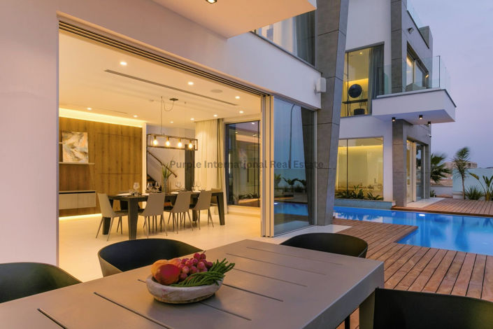 Image No.31-3 Bed Villa for sale