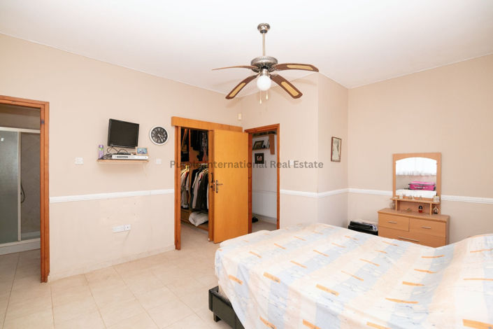 Image No.15-4 Bed Villa for sale