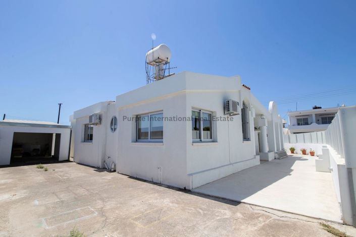 Image No.30-3 Bed Bungalow for sale