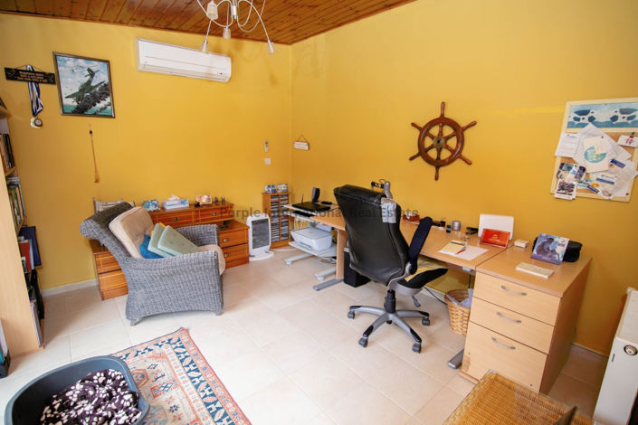 Image No.17-3 Bed Villa for sale