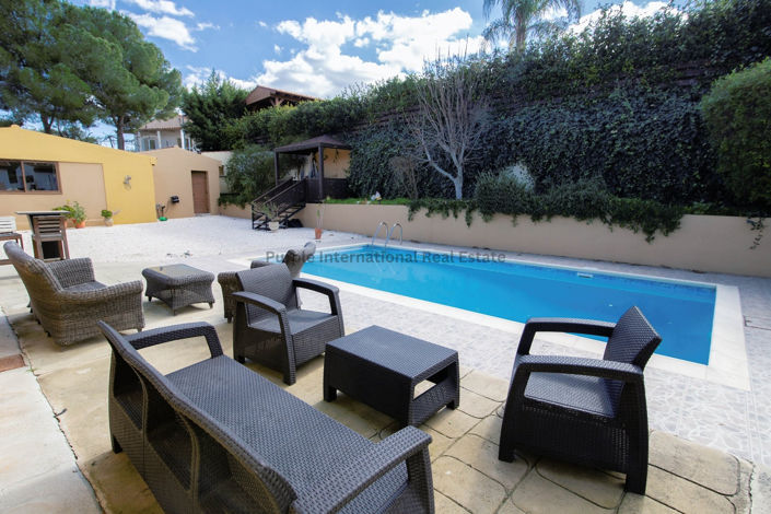 Image No.28-3 Bed Villa for sale