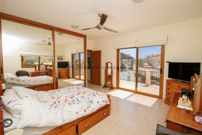 Image No.6-Villa de 5 chambres à vendre à Psematismenos