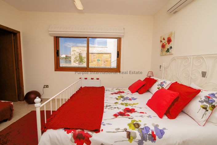 Image No.8-Villa de 5 chambres à vendre à Psematismenos