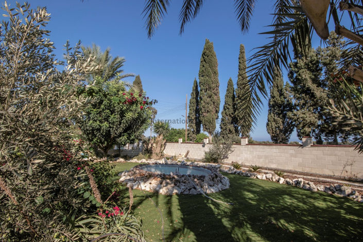 Image No.40-Villa de 5 chambres à vendre à Pervolia