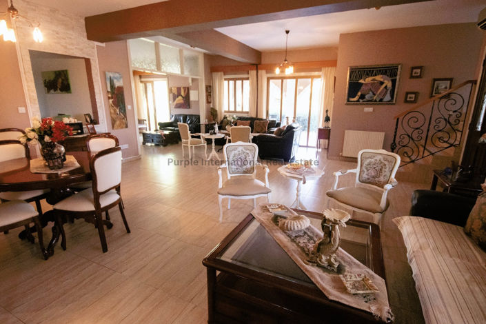 Image No.6-Villa de 5 chambres à vendre à Pervolia