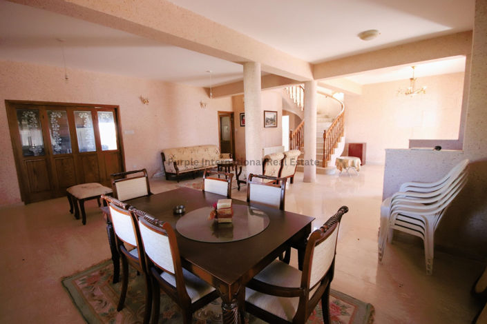 Image No.3-4 Bed Villa for sale