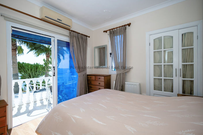 Image No.18-3 Bed Villa for sale