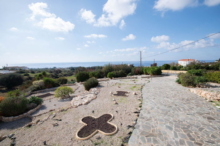 Image No.39-4 Bed Bungalow for sale