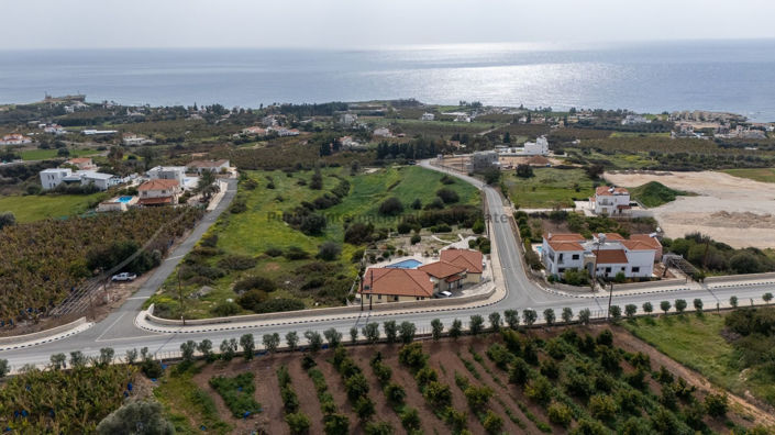 Image No.42-4 Bed Bungalow for sale