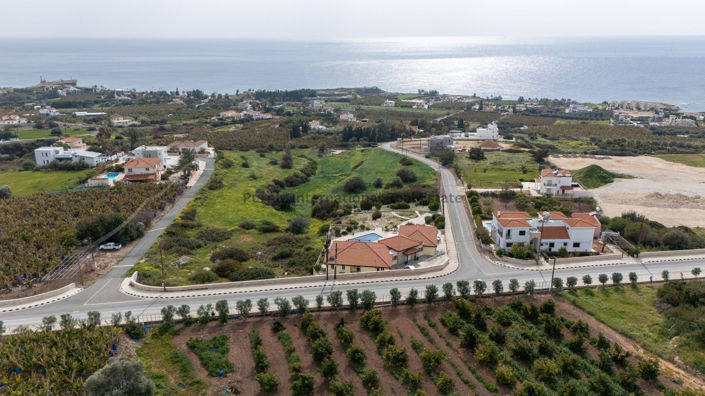 Image No.43-4 Bed Bungalow for sale