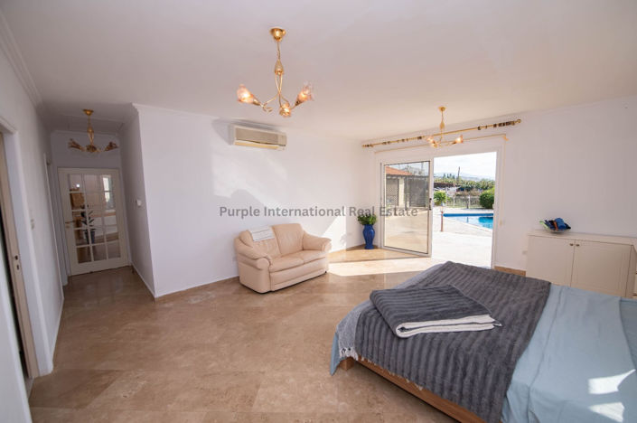 Image No.8-4 Bed Bungalow for sale