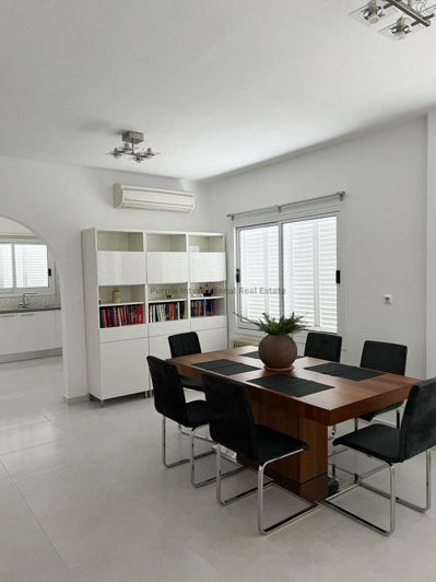 Image No.5-3 Bed Villa for sale