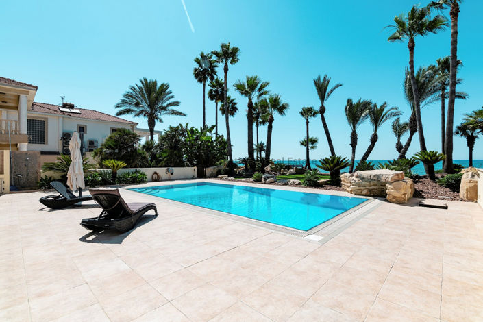 Image No.6-4 Bed Villa for sale