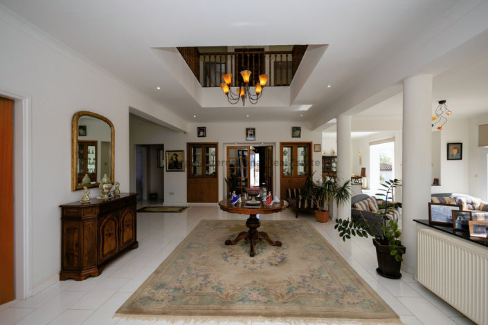 Image No.10-7 Bed Villa for sale