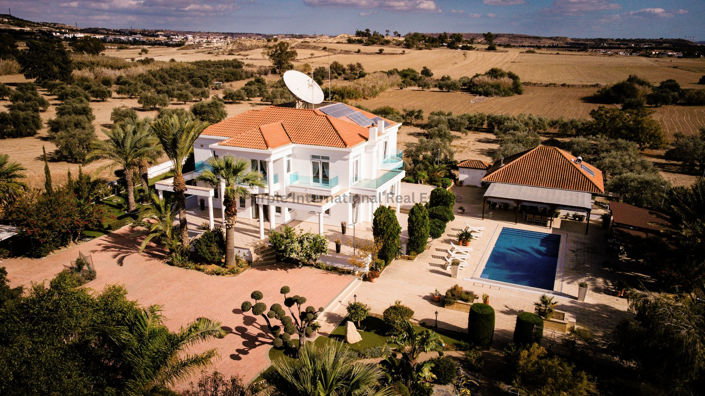 Image No.44-7 Bed Villa for sale