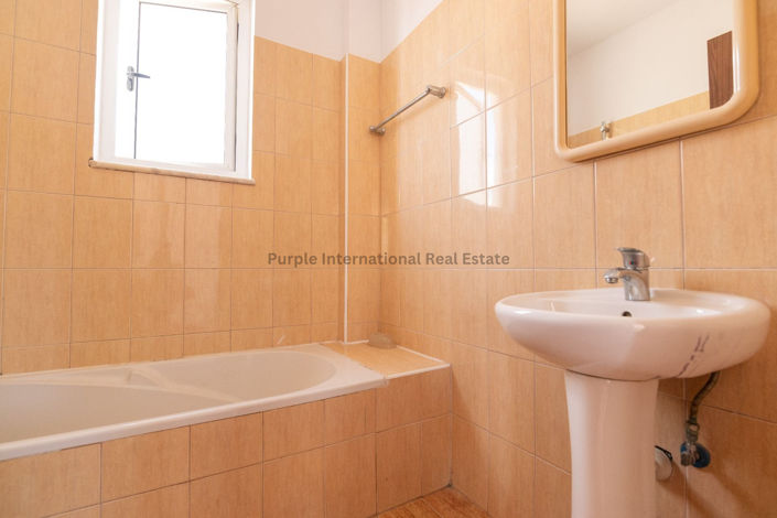 Image No.18-3 Bed Villa for sale