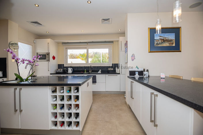 Image No.3-Villa de 5 chambres à vendre à Maroni