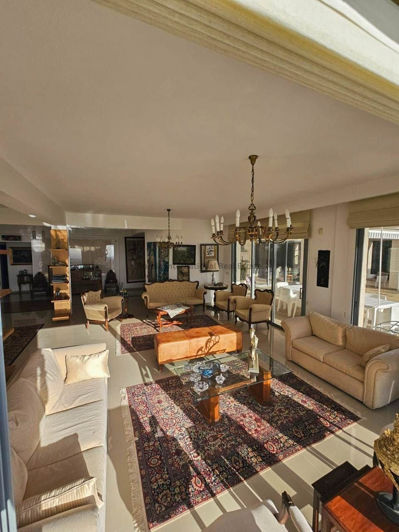 Image No.2-Villa de 6 chambres à vendre à Konia