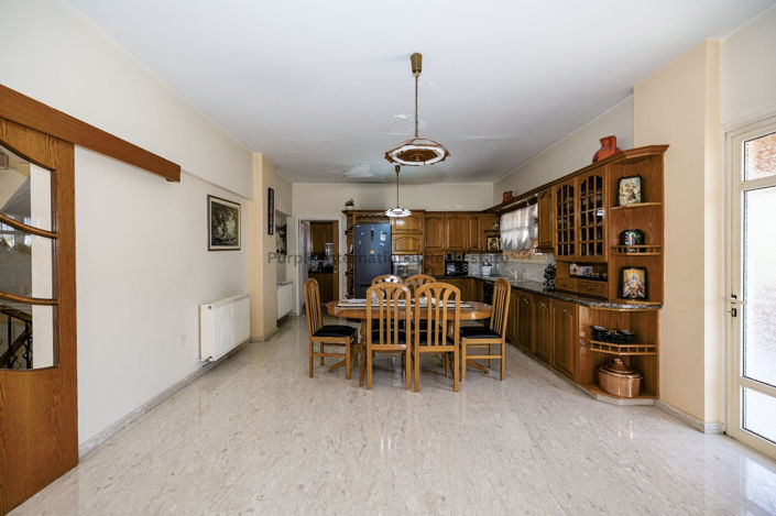 Image No.6-Villa de 4 chambres à vendre à Aradippou