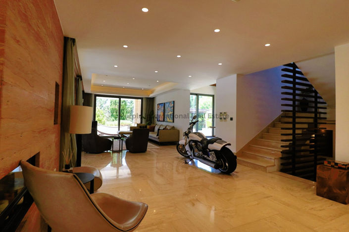 Image No.3-4 Bed Villa for sale