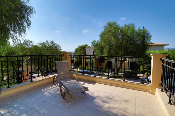 Image No.11-2 Bed Apartment for sale