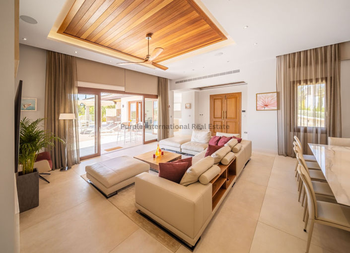 Image No.12-Villa de 6 chambres à vendre à Aphrodite Hills