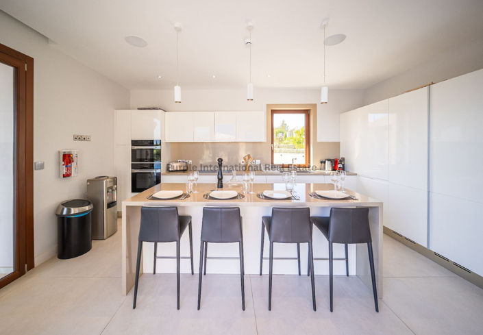 Image No.13-Villa de 6 chambres à vendre à Aphrodite Hills