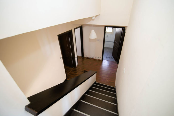 Image No.16-Villa de 7 chambres à vendre à Aradippou