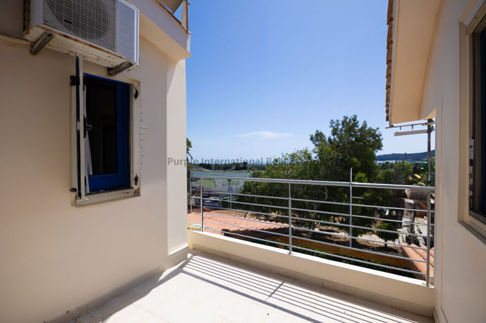 Image No.20-Villa de 6 chambres à vendre à Famagusta