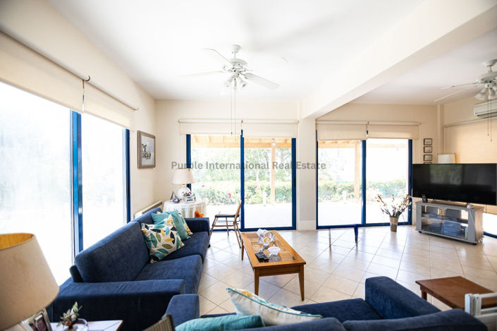 Image No.6-Villa de 6 chambres à vendre à Famagusta