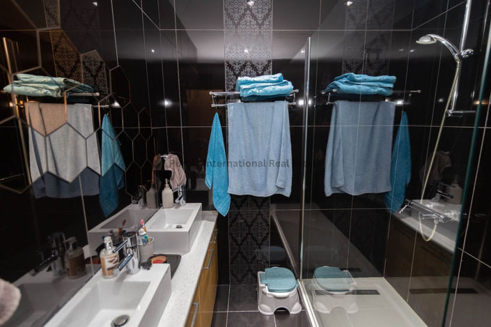 Image No.22-3 Bed Apartment for sale