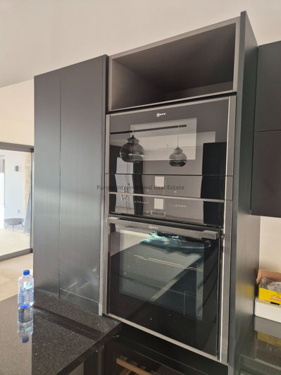 Image No.9-4 Bed Villa for sale