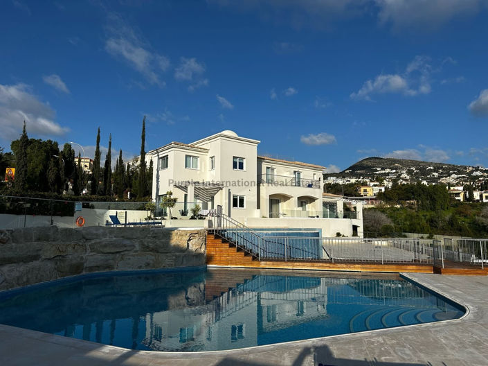 Image No.22-4 Bed Apartment for sale