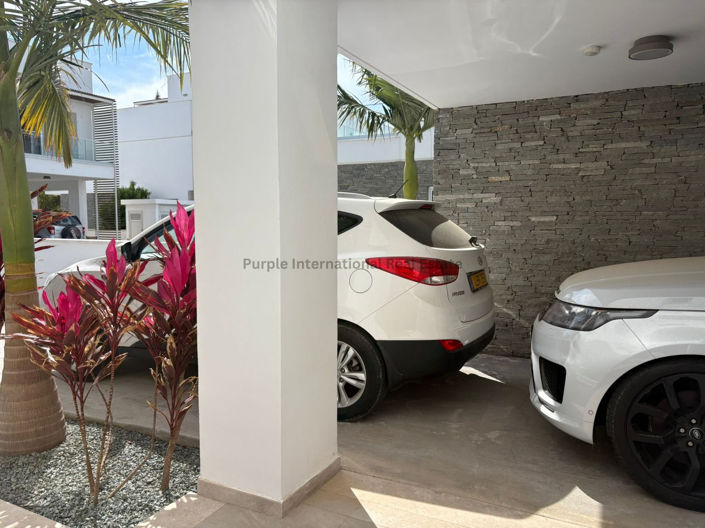 Image No.41-7 Bed Villa for sale