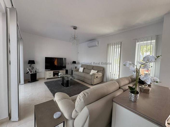 Image No.6-7 Bed Villa for sale