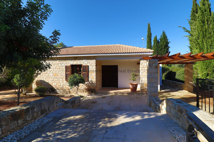 Image No.18-3 Bed Bungalow for sale