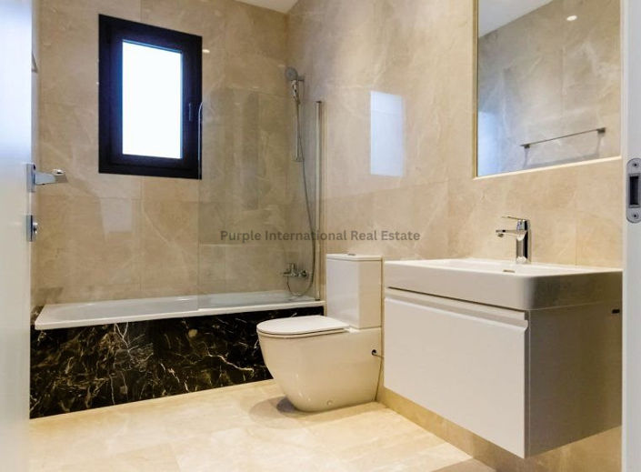 Image No.11-3 Bed Apartment for sale