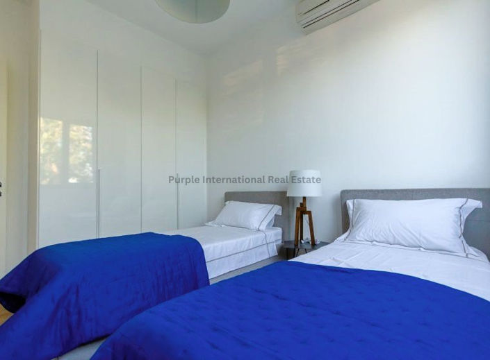 Image No.15-3 Bed Apartment for sale