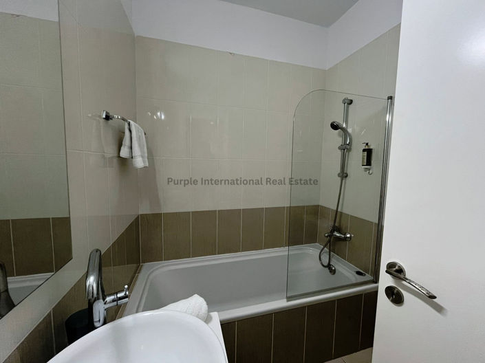 Image No.8-Appartement de 2 chambres à vendre à Universal