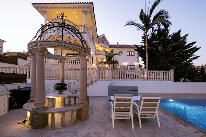 Image No.25-6 Bed Villa for sale