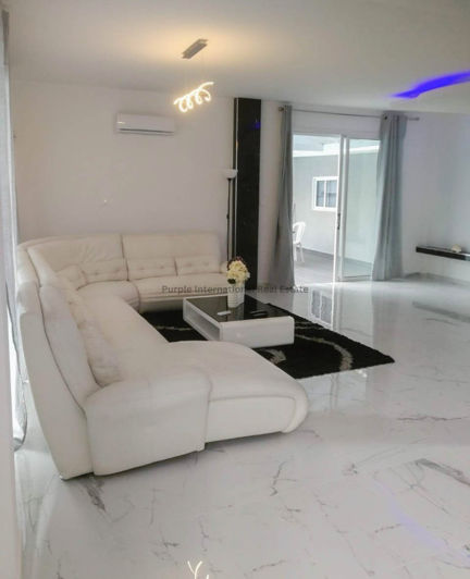 Image No.2-5 Bed Villa for sale