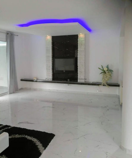 Image No.6-5 Bed Villa for sale