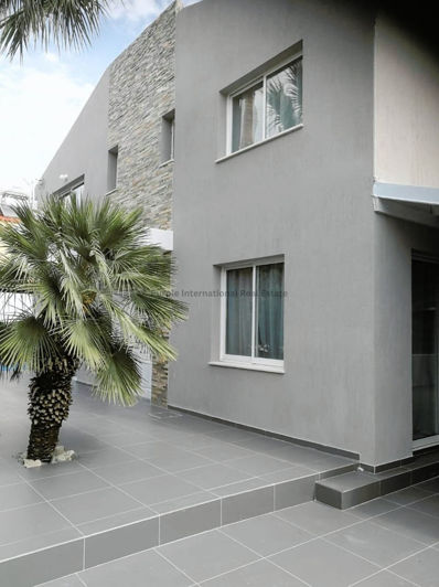 Image No.8-5 Bed Villa for sale