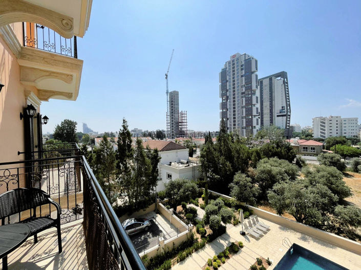 Image No.25-3 Bed Apartment for sale