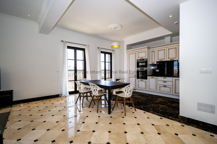 Image No.37-3 Bed Apartment for sale