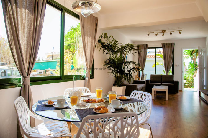 Image No.7-Commercial à vendre à Kissonerga