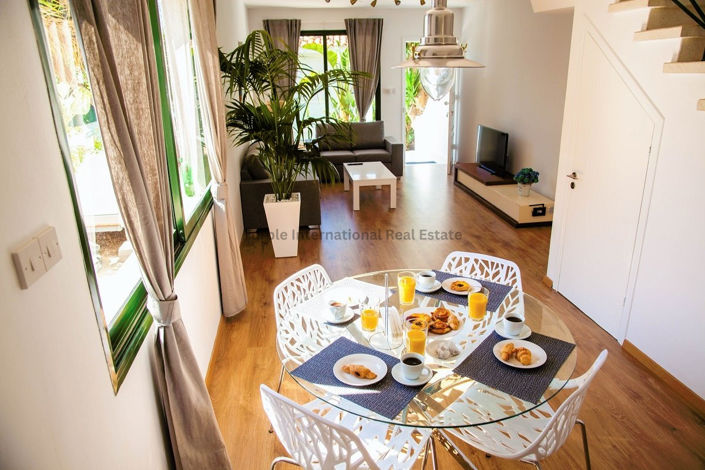 Image No.8-Commercial à vendre à Kissonerga