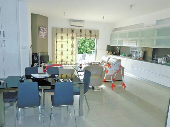 Image No.5-Villa de 3 chambres à vendre à Kissonerga