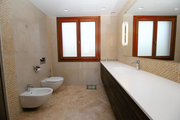 Image No.13-Villa de 6 chambres à vendre à Aphrodite Hills