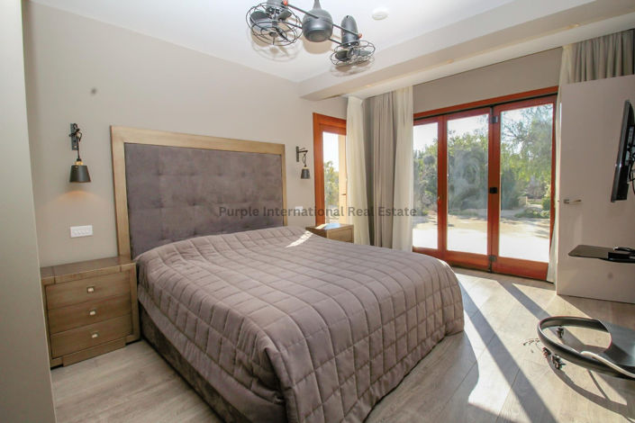 Image No.19-Villa de 6 chambres à vendre à Aphrodite Hills